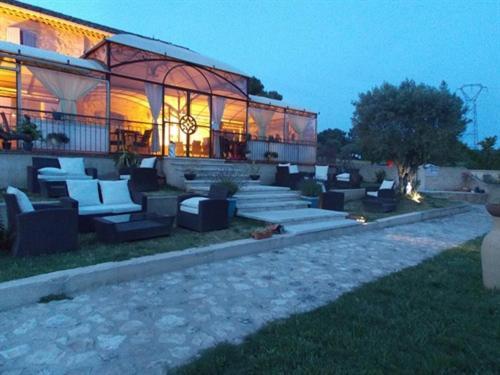 Domaine Saint Victor Hotel La Tour-dʼAigues Esterno foto