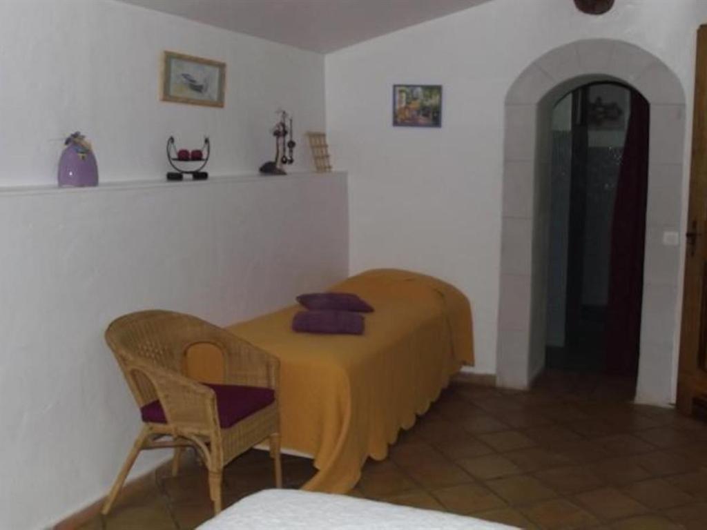 Domaine Saint Victor Hotel La Tour-dʼAigues Esterno foto