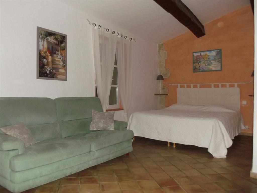 Domaine Saint Victor Hotel La Tour-dʼAigues Esterno foto
